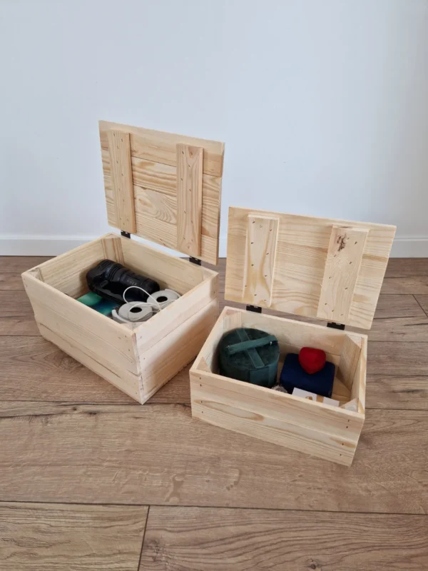 Holzkisten mit Deckel 30×20×16 cm im 2er-Set – natur oder geflammt