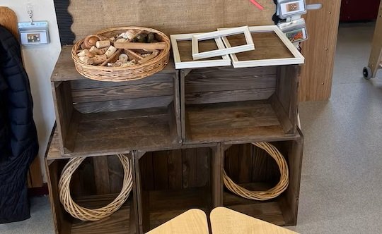 Holzkiste 39×29×24 cm – braun oder weiß, fertig montiert