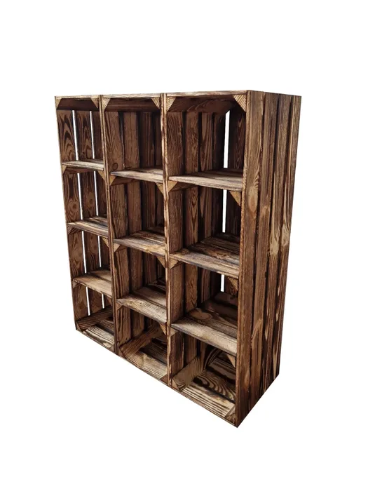 Bücherregale aus Holzkisten